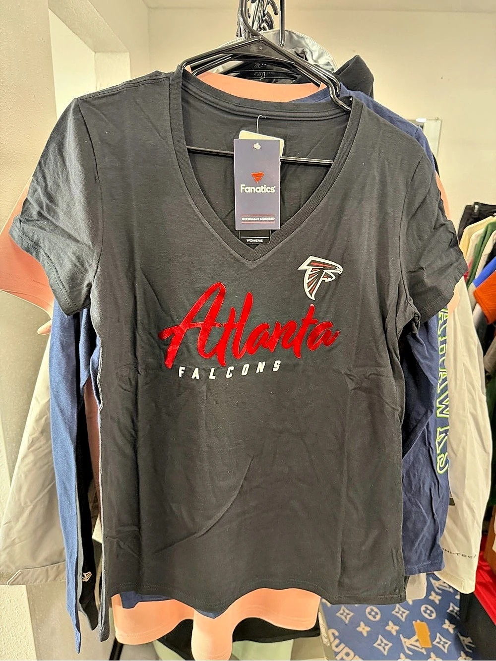 Fanatics Atlanta Falcons Women's V-Neck T-Shirt Women's V-Neck Tee Black & Red